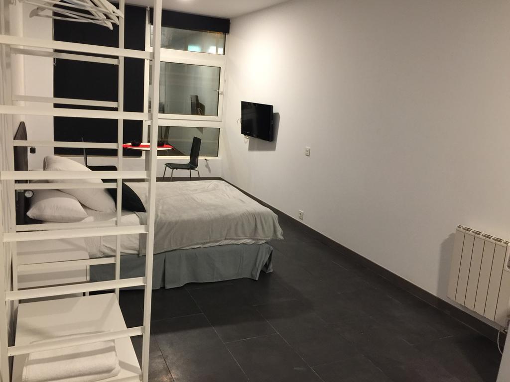 Room And Kitchen Bilbao Bilbau Exterior foto