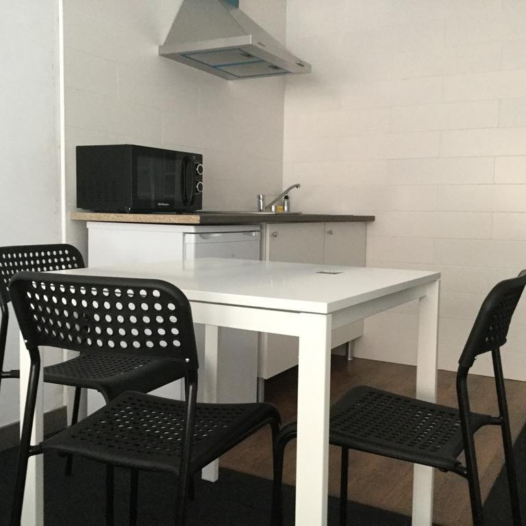 Room And Kitchen Bilbao Bilbau Exterior foto
